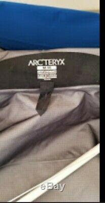 $425 Arc'teryx Mens Alpha SV GORE-TEX Pro Jacket blue Size Medium, used