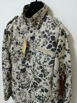 ALPHA INDUSTRIES Greige Camouflage Pattern Jacket Size M