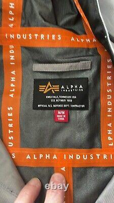 Alpha Industries NWOT Deluge Ripstop Fishtail Jacket Gray Size Medium