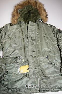 Alpha Industries N-3B Parka Extreme Cold Size Medium Green with Hood New