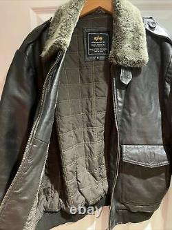 Alpha industries leather bomber jacket with faux fur collar size medium