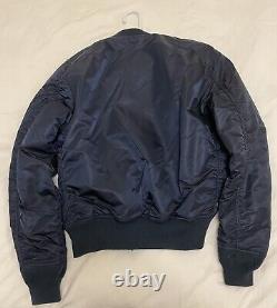 Alpha industries ma-1 bomber jacket