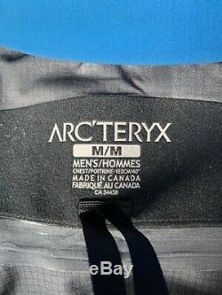 Arc'teryx Alpha SV Gore-Tex Pro Jacket Mens MED Excellent cond