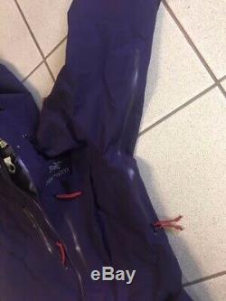 Arc'teryx Alpha SV Jacket Men's Medium Purple Barely Used