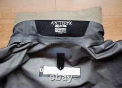 Arc'teryx LEAF Alpha Jacket Gen2 (size M)