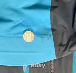 Arc'teryx Men's Alpha AR GoreTex Pro jacket in blue size medium