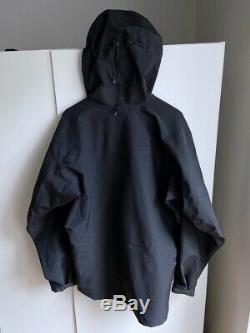 Arc'teryx alpha sv gore-tex Pro Shell made in Canada mens size M col. Black USED