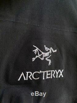 Arc'teryx alpha sv gore-tex Pro Shell made in Canada mens size M col. Black USED