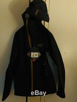 Arcteryx Alpha SV Jacket Mens Size Medium 24K Black