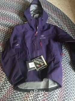 Arcteryx Gore-Tex Pro Alpha SV Jacket, Medium, Roxo Purple With Tags