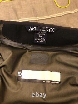 Arcteryx leaf alpha black gen1 jacket Medium