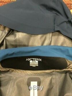 Arcteryx like Alpha AR Jacket Men's size Medium ArcTeryx Gore-tex