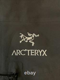 Black arcteryx arcteryx alpha sv jacket coat windbreaker Medium