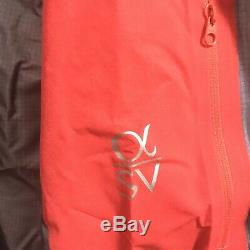 NEW With Tags Arc'teryx Alpha SV Jacket Medium Retail $785 Cardinal Red