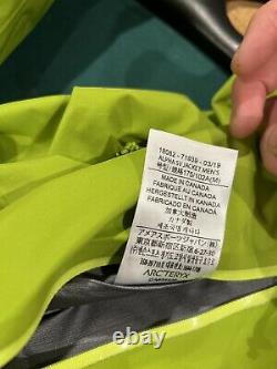 NWT Arcteryx Mens M Alpha SV Jacket Retails $699
