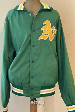Nice! Vintage MLB Oakland A's Athletics Satin Jacket Alpha Size Large