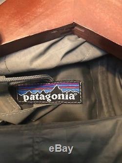 Patagonia PCU Level 6 Gortex Shell Jacket Medium Regular Alpha Green