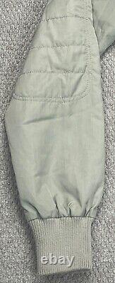 Alpha Industries, Inc. Veste à manches longues avec capuche cachée et fermeture éclair pour hommes, couleur beige, taille M