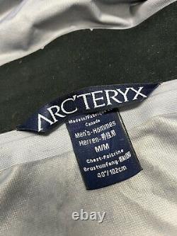 Arcteryx Alpha Comp Veste À Capuche Homme Taille M Full Zip Noir Fabriqué Au Canada
