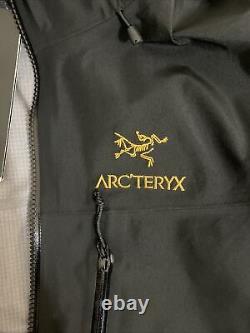 Arcteryx Alpha Sv Jacket Noir 24k Taille Homme Moyen Nouveau Avec Tags