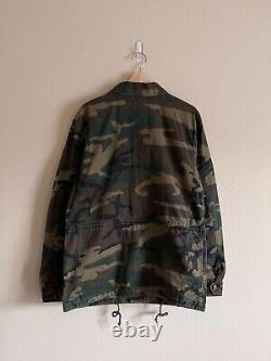 Veste Alpha Industries Revival, taille moyenne, camouflage vert, tout neuf.