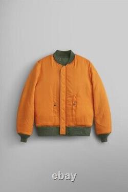 Veste bomber réversible Urban Outfitters x Alpha Industries MA-1 en sauge taille moyenne