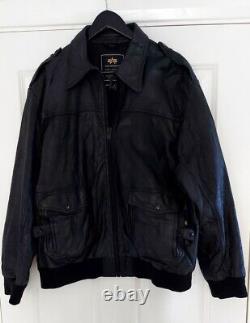 Veste bomber zippée en cuir de chèvre noir pour hommes de la marque Alpha Industries en taille XL (UK)