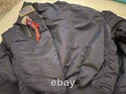 Veste de bombardier de vol Alpha Industries pour hommes de taille moyenne NWT Marine NASA Extrêmement rare