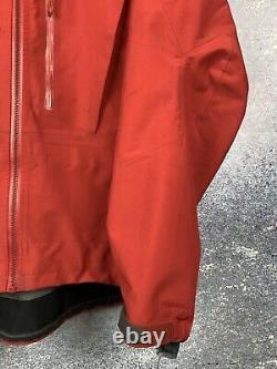Veste de plein air imperméable Arc'teryx Alpha SV Gore Tex rouge pour homme, taille M-L
